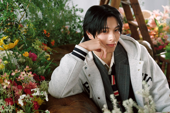 6_2025_12_09_DXT_4941_0112